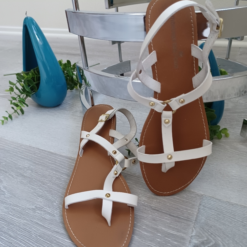 Women's white flat sandals size 11
